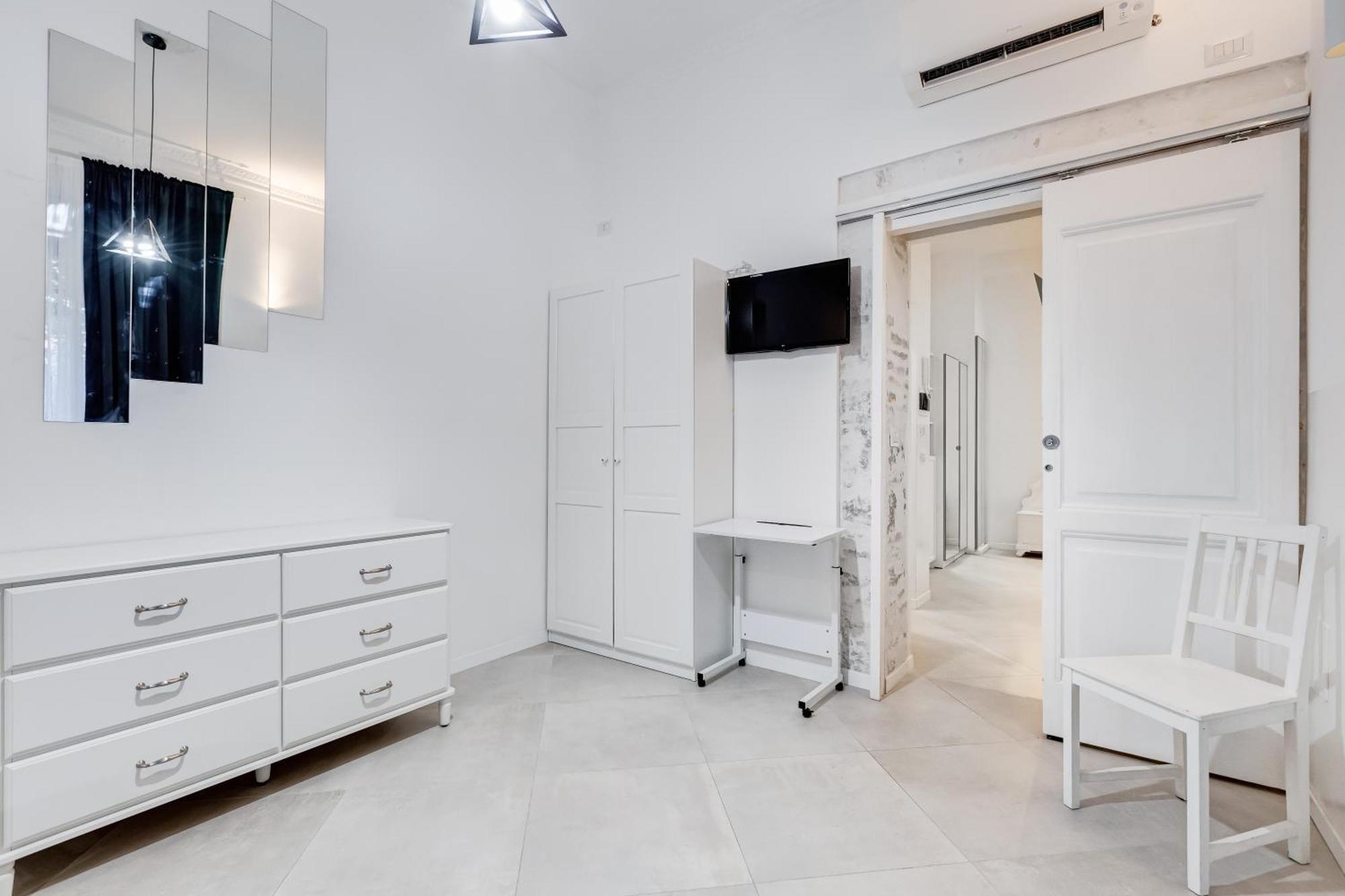 Apartamento Bdc Alpha & Omega In Monti District With 2bath