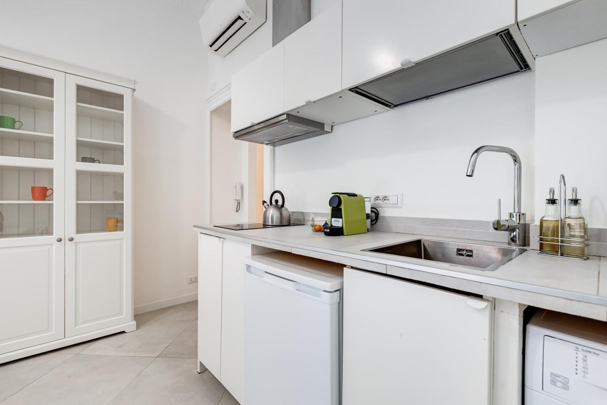 Bdc Alpha & Omega In Monti District With 2bath Apartamento Roma